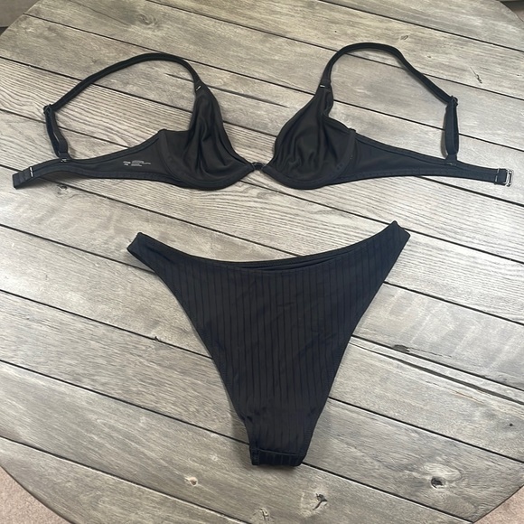 Aerie Bikini - Picture 2 of 4